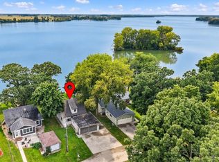 N8587 Sunset Blvd, Beaver Dam, WI 53916