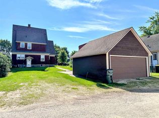 205 N Beaumont Rd, Prairie Du Chien, WI 53821