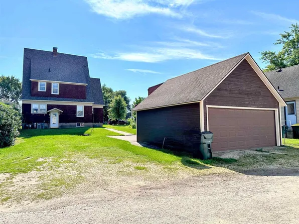 205 North Beaumont Road, Prairie Du Chien, WI 53821