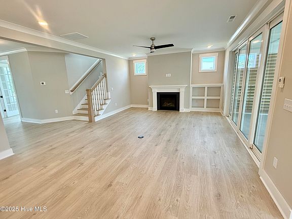 5th image of 3801 Mason Port Drive #94