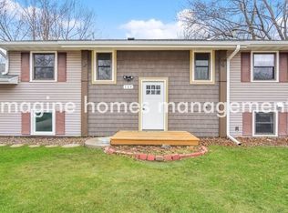 164 Spruce Dr, Apple Valley, MN 55124