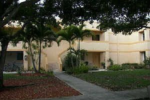 EXTERIOR FRONT VIEW