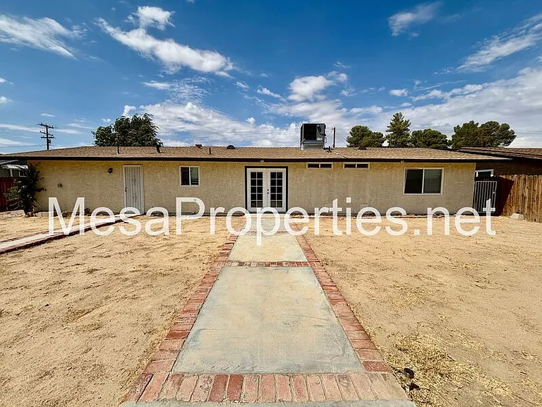 16327 Seneca Rd — Photo 19