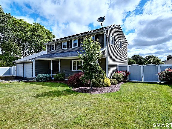 2nd image of 410 Westwood Hill