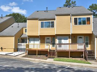 35 Sandalwood Cir, Lawrenceville, GA 30046