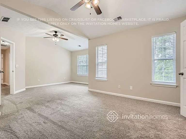 1210 Summerstone Trce — Photo 14