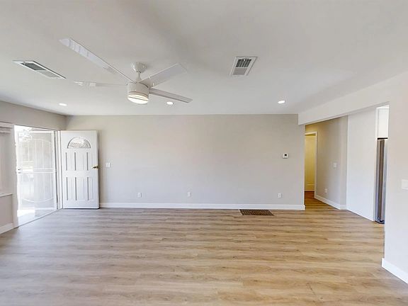 5th image of 6152 Dorothy Dr