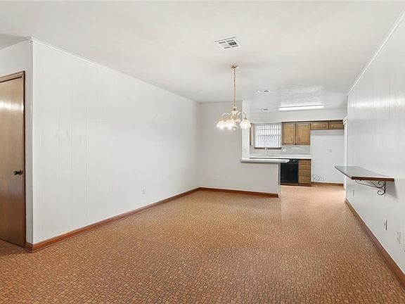 3rd image of 3752 Barbara Dr