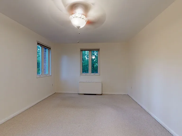 2400 41st St NW #208 — Photo 27