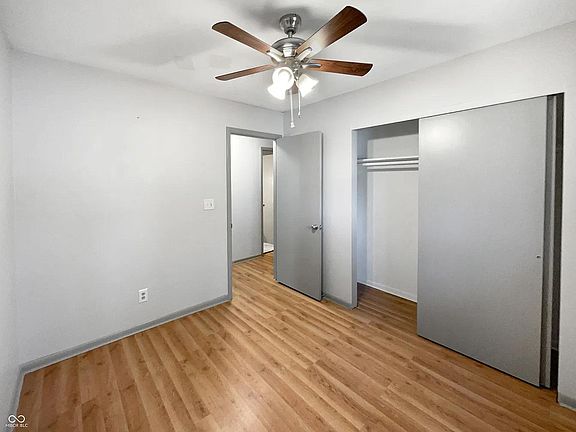 3rd image of 3235 Southwest Dr #3