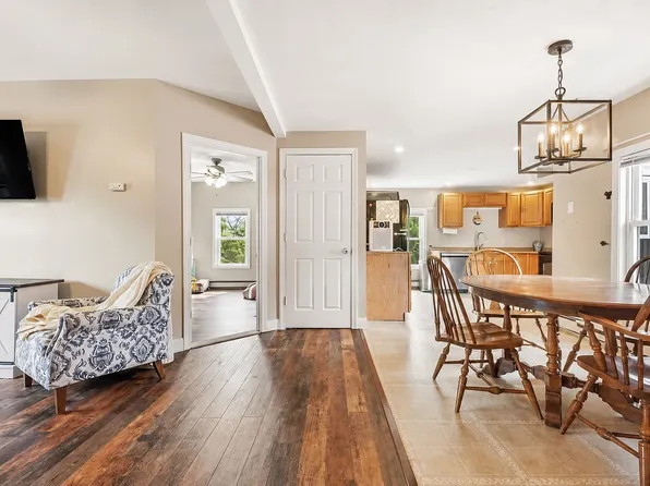 (undisclosed Address), Franklin, MA 02038