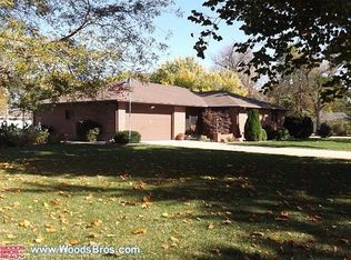 413 E 9th St, Stromsburg, NE 68666
