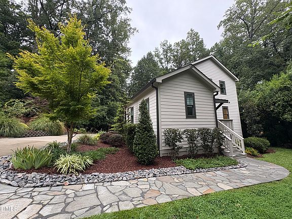 3rd image of 1700 Evergreen Ave