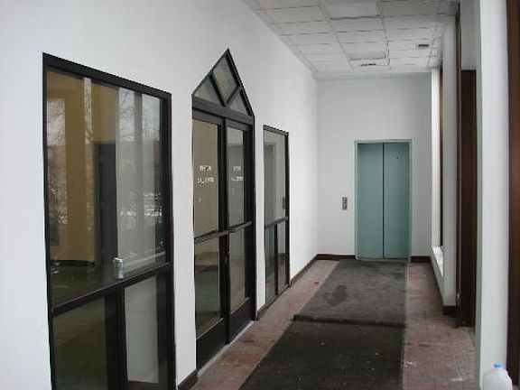 3rd image of 6353 W 55th St