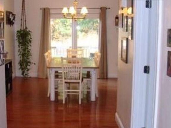 5th image of 74 Carrington Ln