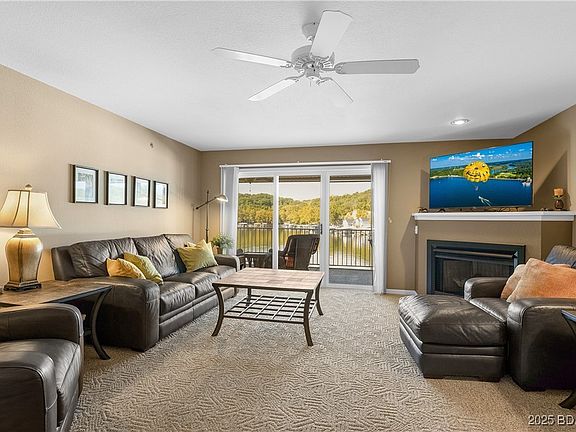 3rd image of 786 Pershing Dr #1A