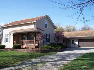 5660 S 550 E, Wolcottville, IN 46795