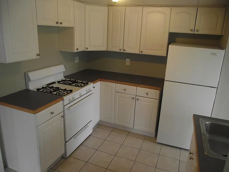 373 E Saratoga St #2 — Photo 5