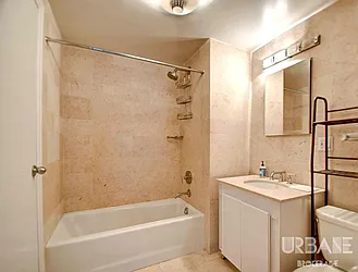 Rented by Urbane Brokerage