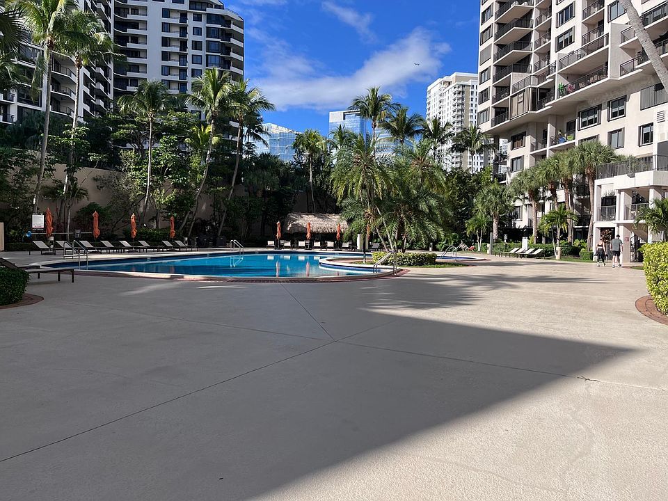 1st image of 540 Brickell Key Drive #1721