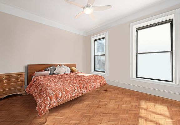 3rd image of 196 Columbia Hts APT 2