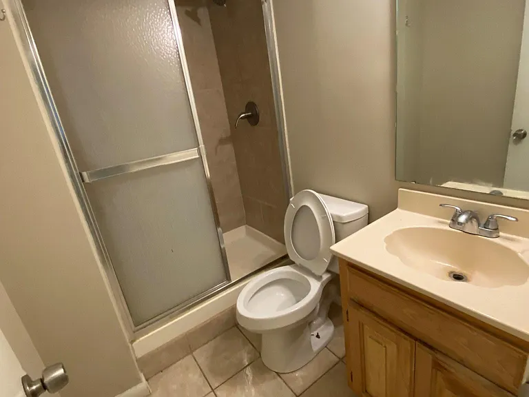 1608 E Cedar Pl — Photo 11