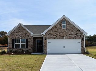 107 Willowbrook Dr SE, Calhoun, GA 30701