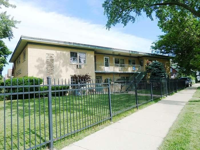 1st image of 4161 W Oakdale Ave APT 1N