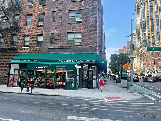 Rented by Oxford Property Group | media 4