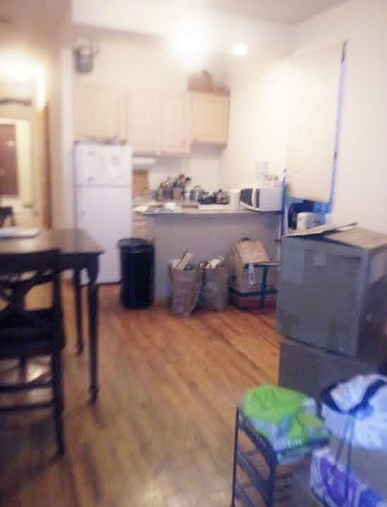 1st image of 220 E 50th St