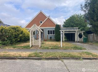 6906 55th Ave S, Seattle, WA 98118