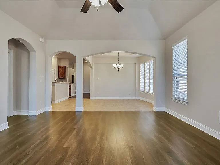 10616 Jackson Hole Ln — Photo 4