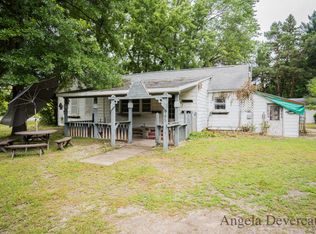 985 S Sheridan Rd, Stanton, MI 48888