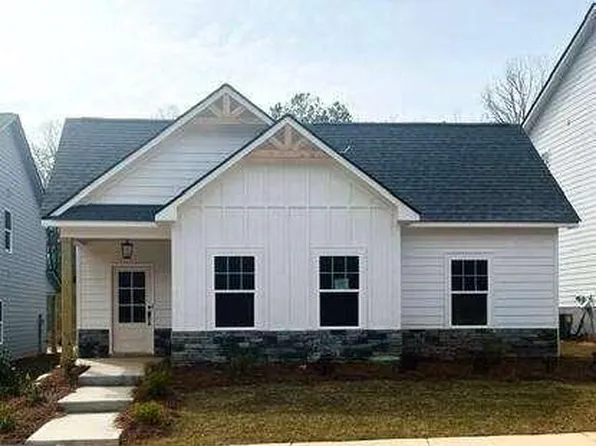 360 Creek Wood Park Dr, Ball Ground, GA 30107