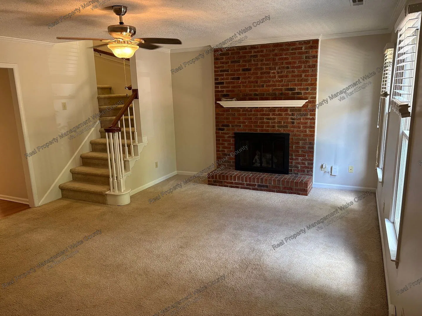 2 bed, 2.5 bath, 1240 sqft, $1,795 — Photo 3
