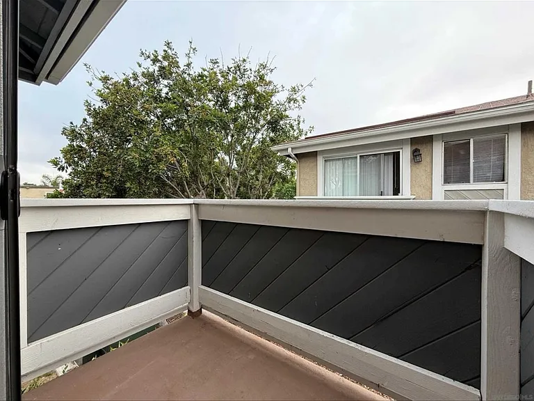 11175 Kelowna Rd #7 — Photo 14