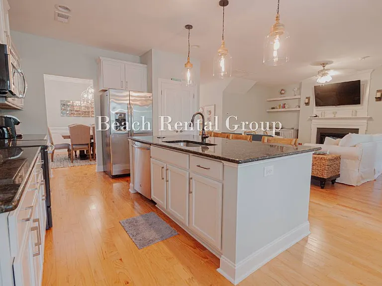 2402 Via Palma Dr N — Photo 10