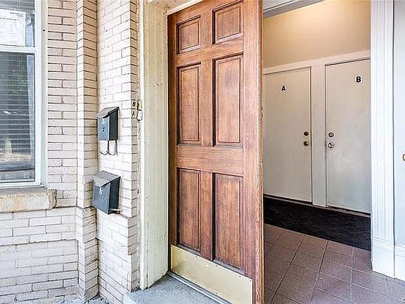 5th image of 320 W Marshall St