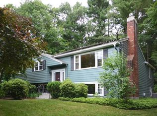 7 Pennock Rd, Chelmsford, MA 01824