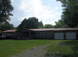 484 Drive In Rd, Guntersville, AL 35976