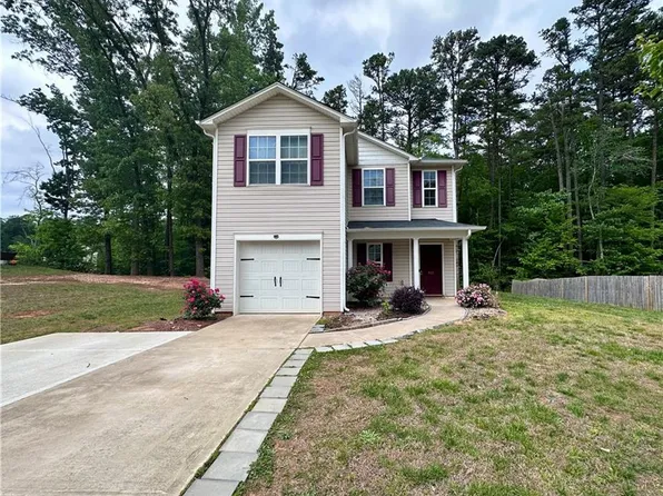821 Oak Bend Dr, Asheboro, NC 27203