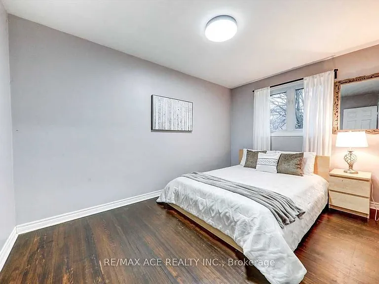 1 Wagner Dr — Photo 21
