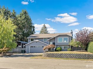 6083 Summit View Pl, Ferndale, WA 98248