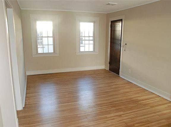 3rd image of 920 Amherst St APT 7