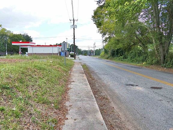 4th image of 617 13th St