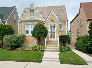 6124 W Nelson St, Chicago, IL 60634