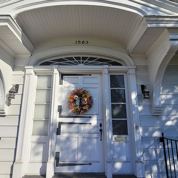 3rd image of 1561-1563 UNION Street