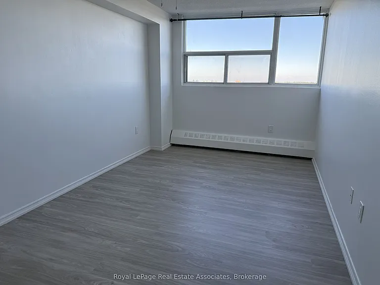 2900 Battleford Rd N #1008 — Photo 16