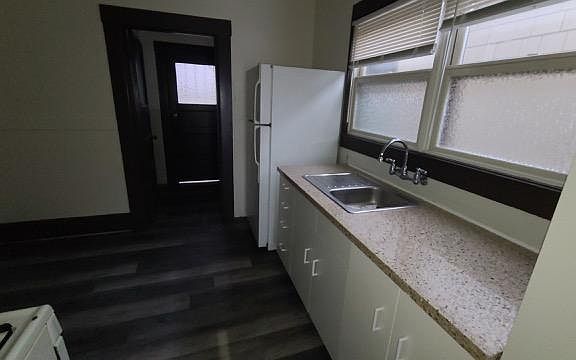 5th image of 504 Ohio St #504