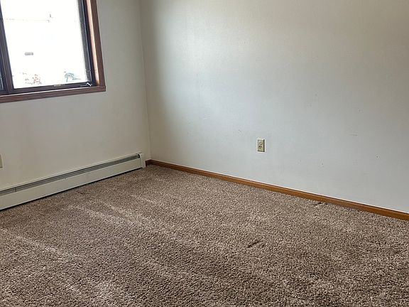 4th image of 416 Saratoga Ave APT 2